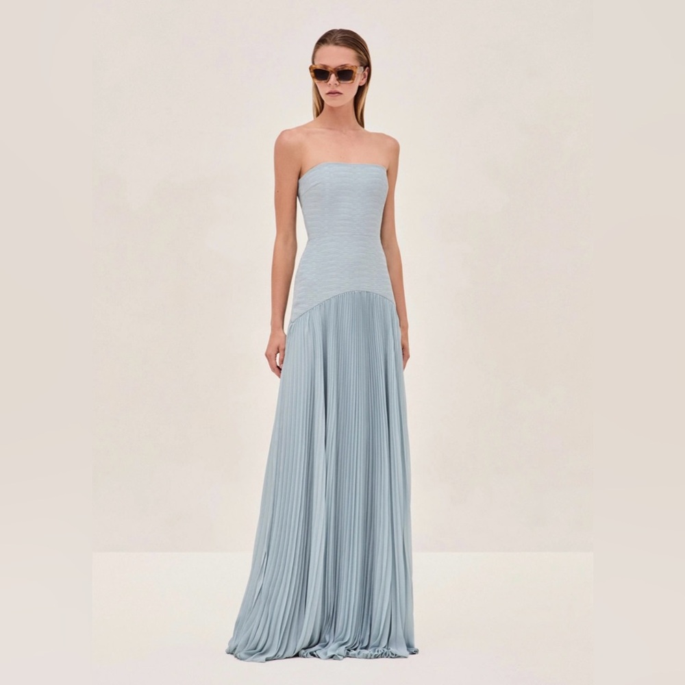 Alexis
Sunniva Strapless Drop-Waist Dress